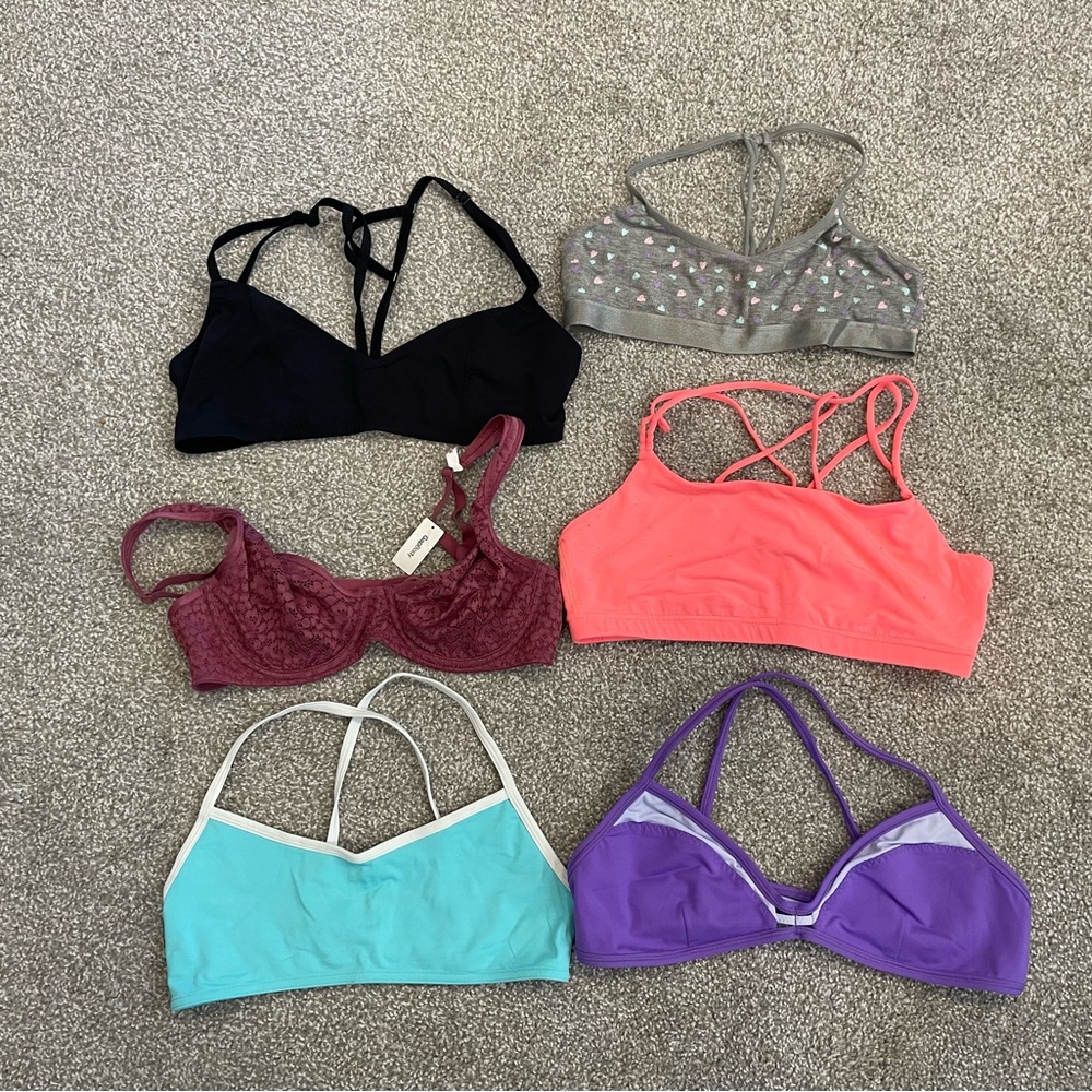 Lululemon GAP Ripzone Garage sports bras/tops